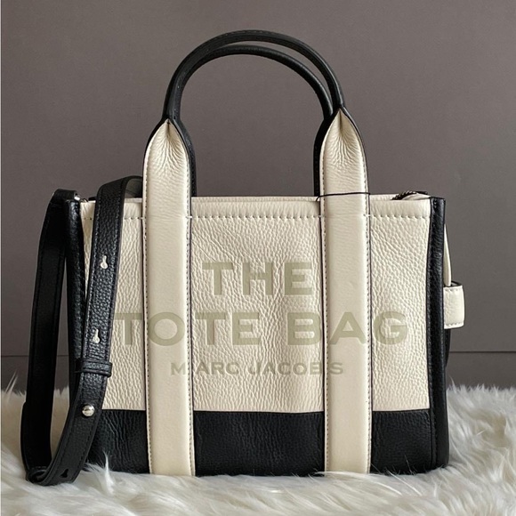 H006L01RE22 - Marc Jacobs The Colorblock Mini Tote Bag - Picture 4 of 16